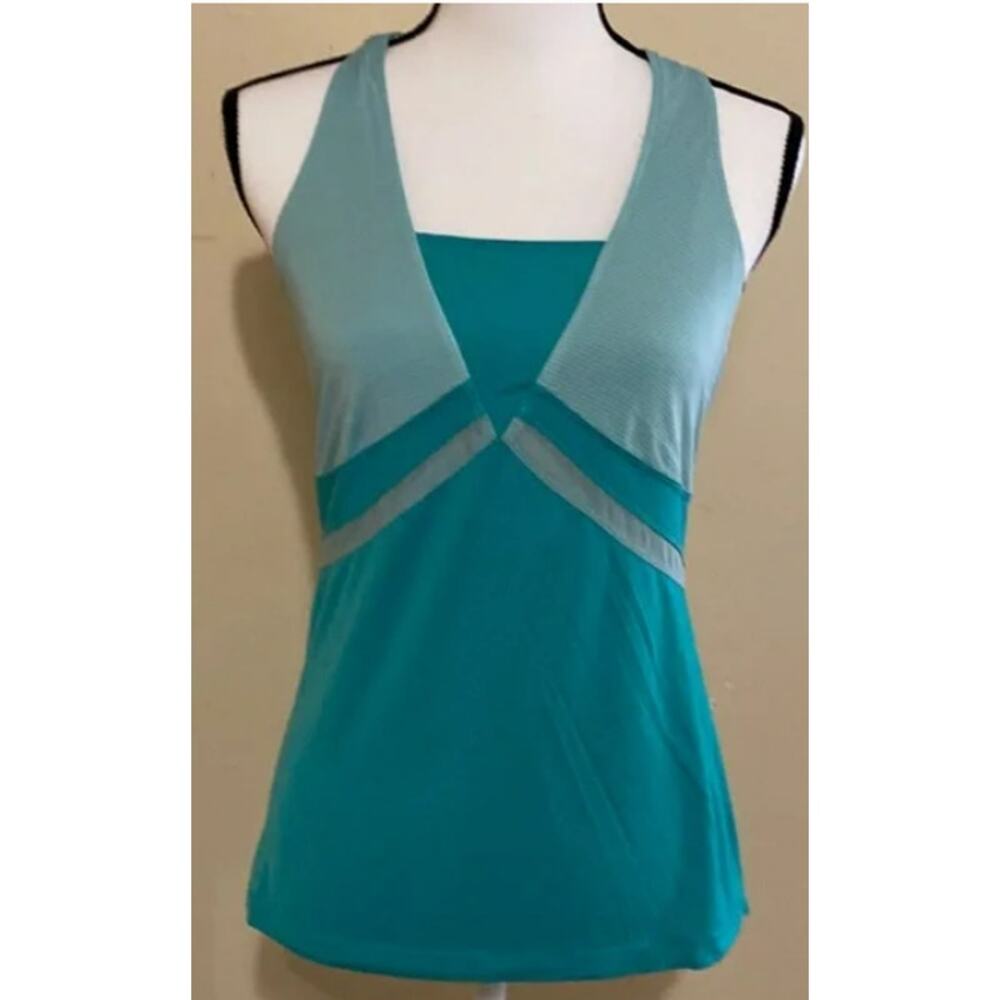 Lululemon Athletica Workout Teal Active Top $65 Hiking Sz 8 Medium Run M1